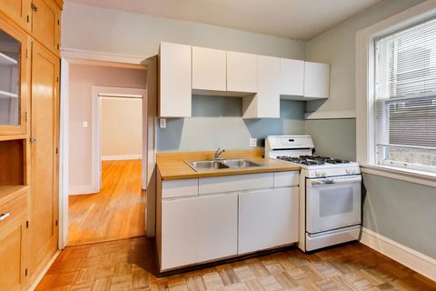 Tiny photo for 730 Hinman Avenue #3W, Evanston, IL 60202 (MLS # 12696839)