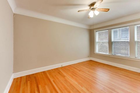 Tiny photo for 730 Hinman Avenue #3W, Evanston, IL 60202 (MLS # 12696839)