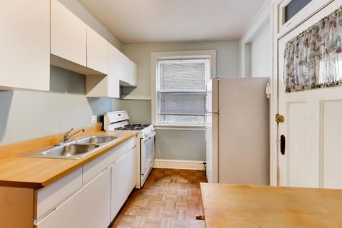 Tiny photo for 730 Hinman Avenue #3W, Evanston, IL 60202 (MLS # 12696839)
