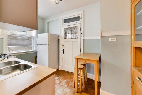Tiny photo for 730 Hinman Avenue #3W, Evanston, IL 60202 (MLS # 12696839)