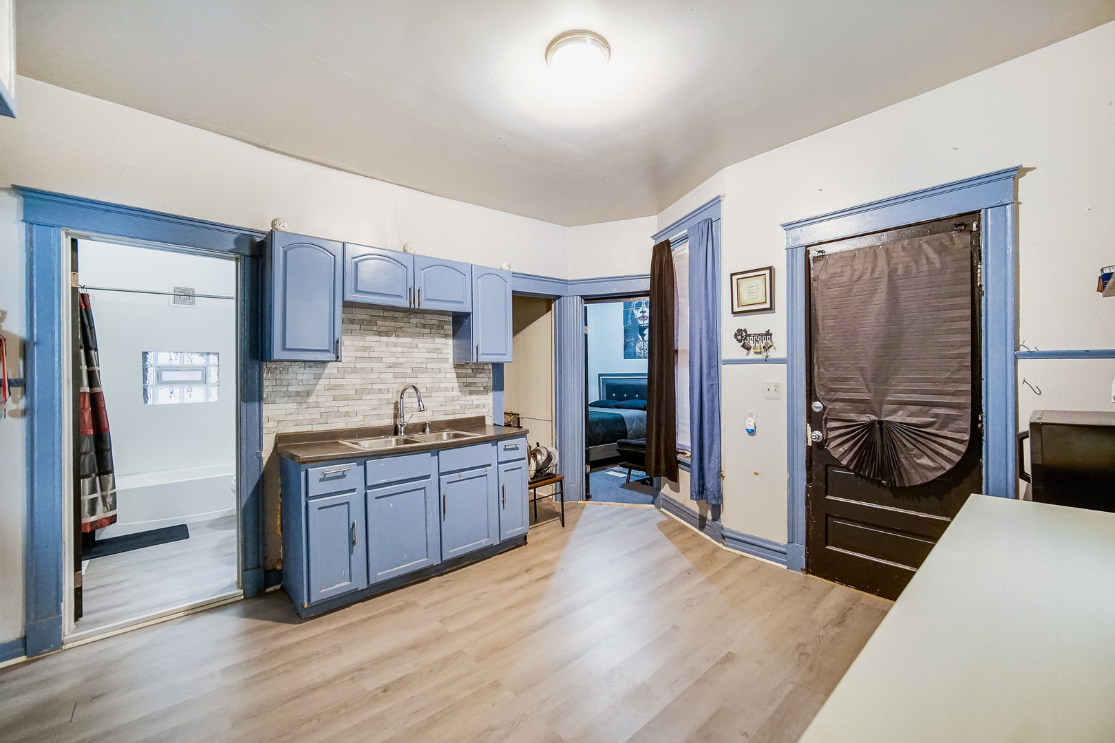 1340 E 76TH Street