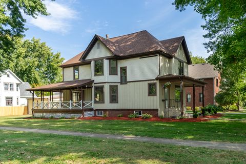 Tiny photo for 1110 5th Street, Mendota, IL 61342 (MLS # 12486254)