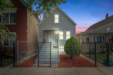 Tiny photo for 5229 S Campbell Avenue, Chicago, IL 60632 (MLS # 12600856)