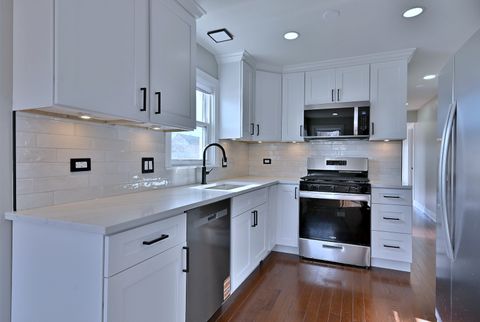 Tiny photo for 5435 N Mobile Avenue, Chicago, IL 60630 (MLS # 12598161)
