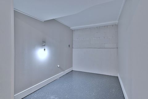 Tiny photo for 5435 N Mobile Avenue, Chicago, IL 60630 (MLS # 12598161)
