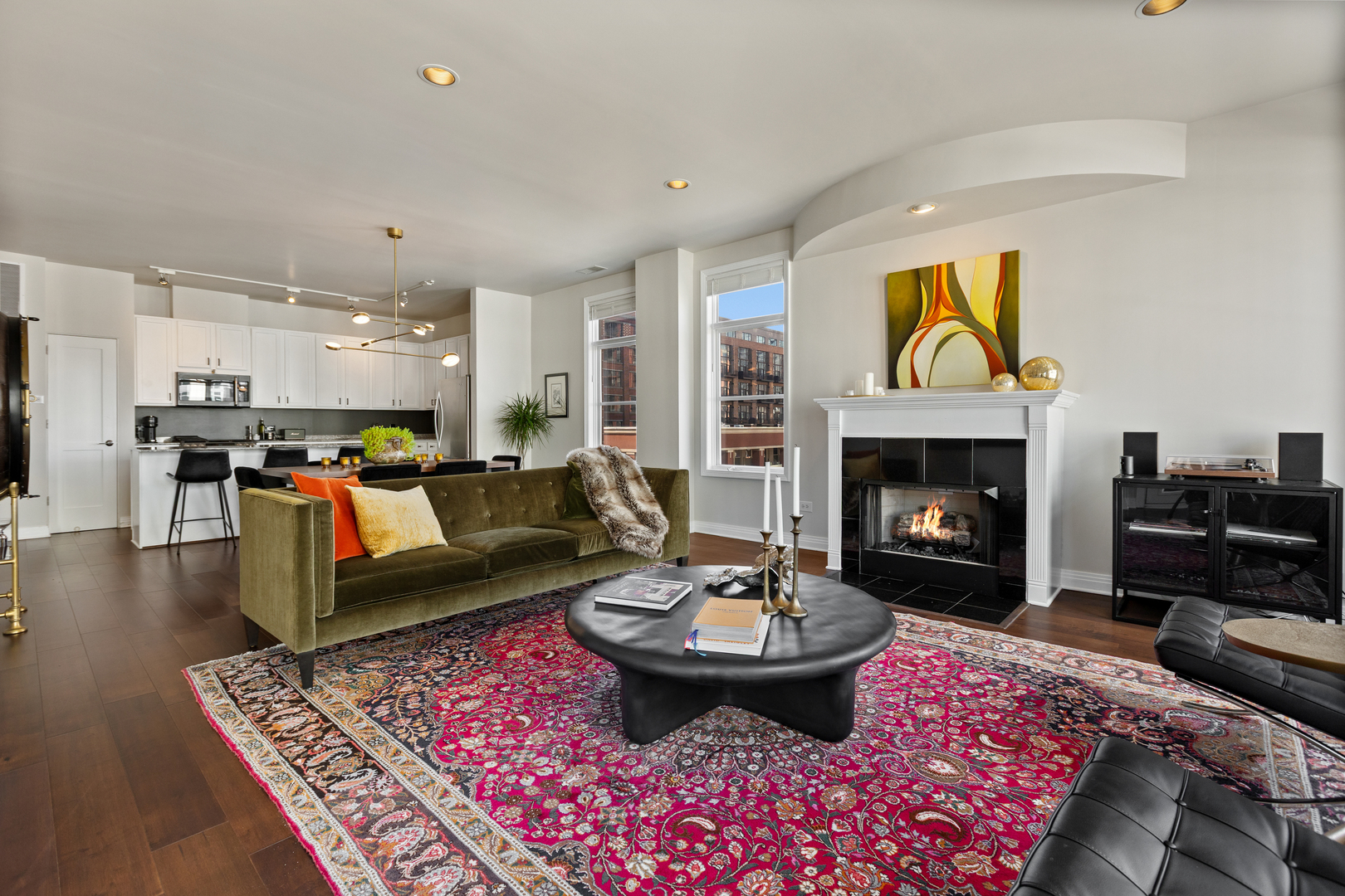 333 N Jefferson Street 501