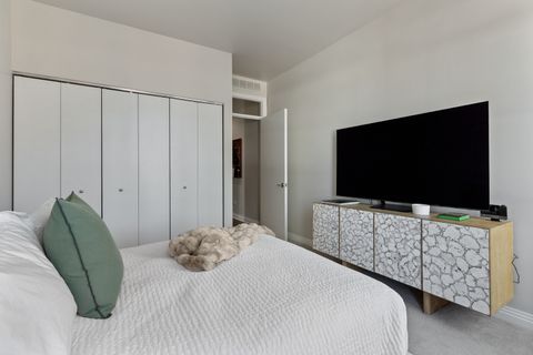 Tiny photo for 333 N Jefferson Street #501, Chicago, IL 60661 (MLS # 12583648)