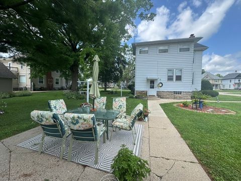 Tiny photo for 401 W 10th Street, Sterling, IL 61081 (MLS # 12471665)