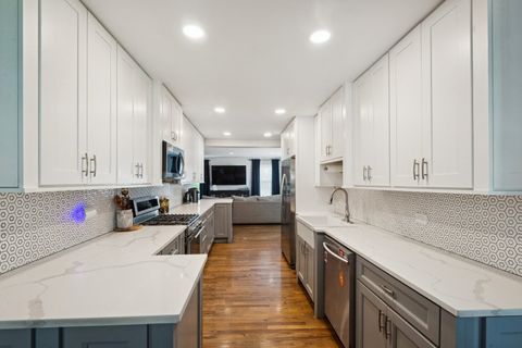Tiny photo for 815 Cumberland Street, Hoffman Estates, IL 60169 (MLS # 12627313)
