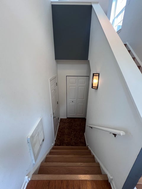 Tiny photo for 1429 Meadowsedge Lane #1429, Carpentersville, IL 60110 (MLS # 12733051)