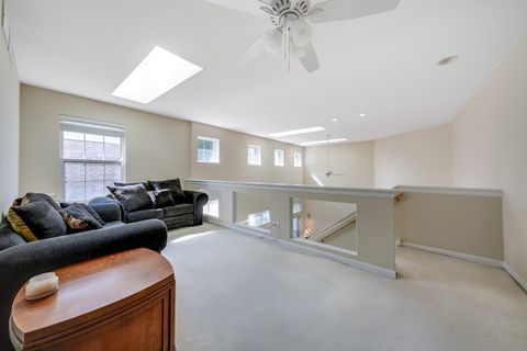 Tiny photo for 1713 Astor Avenue, Oakbrook Terrace, IL 60181 (MLS # 12625023)