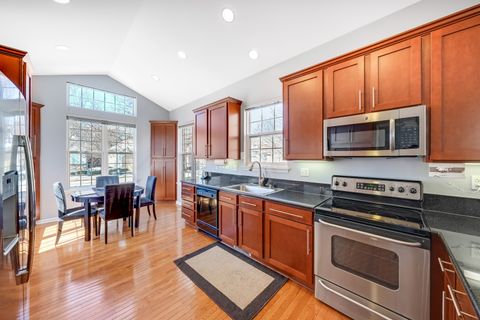 Tiny photo for 1713 Astor Avenue, Oakbrook Terrace, IL 60181 (MLS # 12625023)