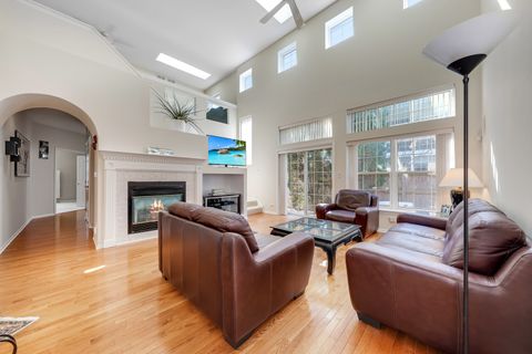 Tiny photo for 1713 Astor Avenue, Oakbrook Terrace, IL 60181 (MLS # 12625023)