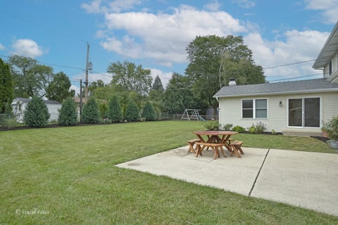 Tiny photo for 1713 Oak Street, St. Charles, IL 60174 (MLS # 12759760)