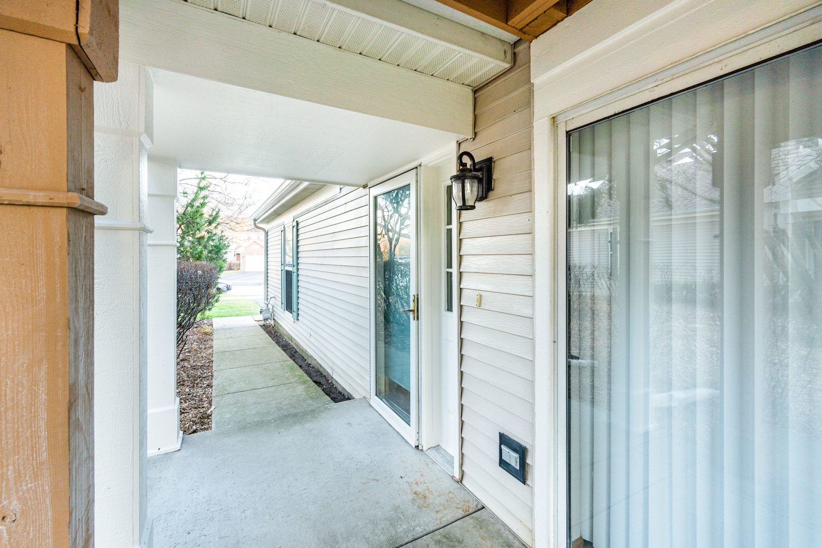 214 N Cathy Lane