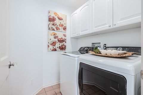 Tiny photo for 842 N Bennett Street, Geneva, IL 60134 (MLS # 12601342)