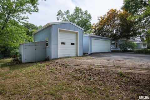 Tiny photo for 192 AMBER Lane, Carbondale, IL 62902 (MLS # QC4266925)