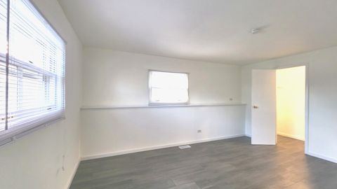 Tiny photo for 1360 Devonshire Lane, Hoffman Estates, IL 60169 (MLS # 12548114)