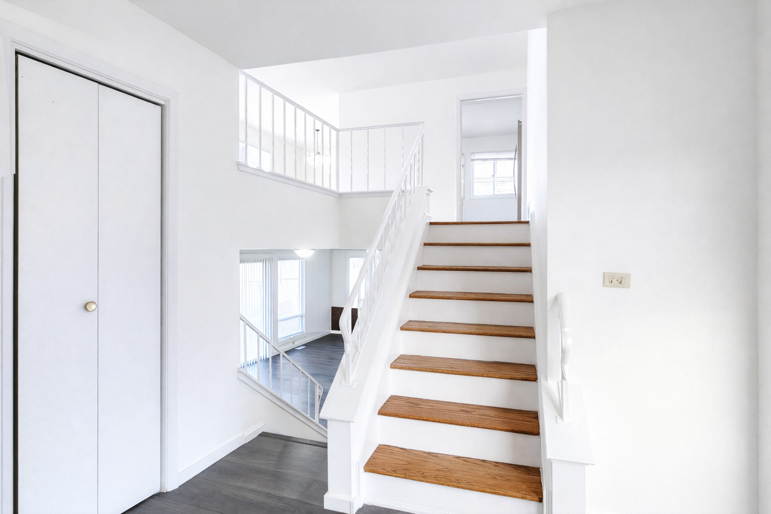 1360 Devonshire Lane