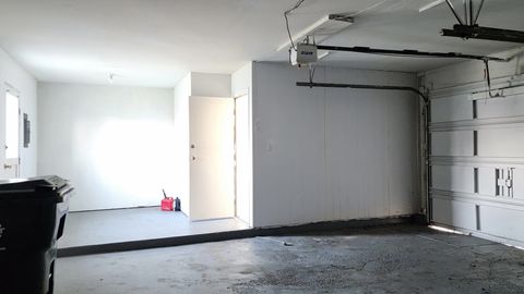 Tiny photo for 1360 Devonshire Lane, Hoffman Estates, IL 60169 (MLS # 12548114)