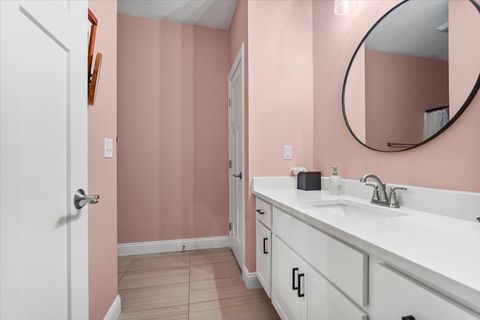 Tiny photo for 21 Brookstone Circle, Bloomington, IL 61704 (MLS # 12507221)