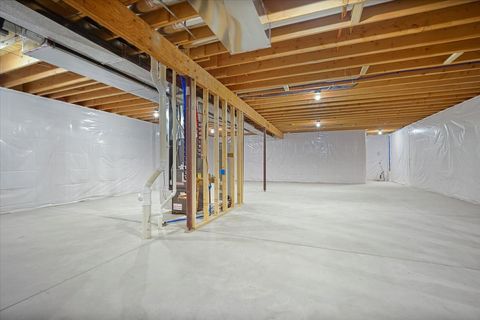 Tiny photo for 21 Brookstone Circle, Bloomington, IL 61704 (MLS # 12507221)