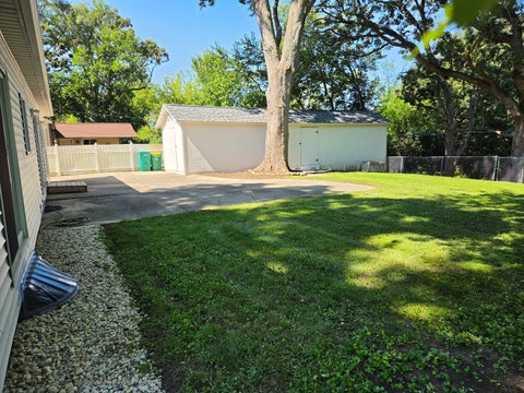Tiny photo for 21 Crestview Terrace, Buffalo Grove, IL 60089 (MLS # 12743029)
