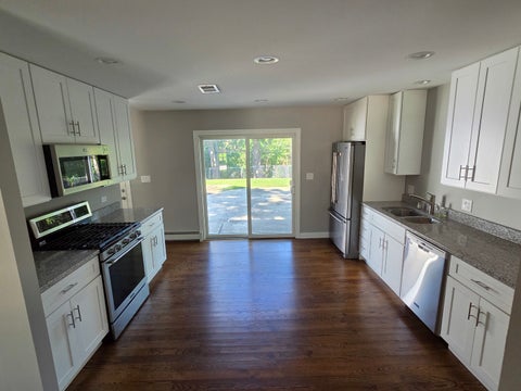 Tiny photo for 21 Crestview Terrace, Buffalo Grove, IL 60089 (MLS # 12743029)