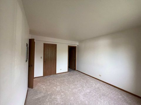 Tiny photo for 5 Cedar Court #5, Vernon Hills, IL 60061 (MLS # 12581680)