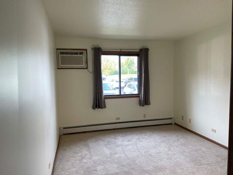 Tiny photo for 5 Cedar Court #5, Vernon Hills, IL 60061 (MLS # 12581680)