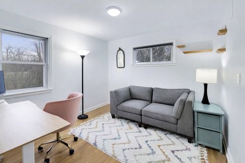 Tiny photo for 1120 N Haddow Avenue, Arlington Heights, IL 60004 (MLS # 12584599)