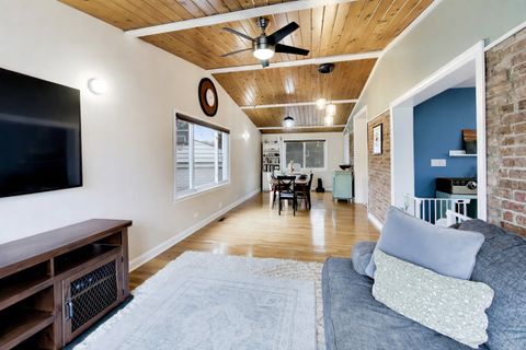 Tiny photo for 1120 N Haddow Avenue, Arlington Heights, IL 60004 (MLS # 12584599)