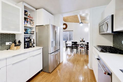 Tiny photo for 1120 N Haddow Avenue, Arlington Heights, IL 60004 (MLS # 12584599)