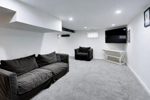 Tiny photo for 1120 N Haddow Avenue, Arlington Heights, IL 60004 (MLS # 12584599)