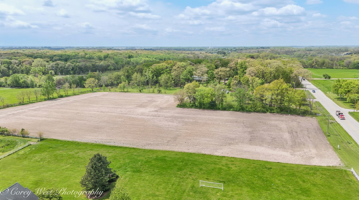 5 Acres Main Street