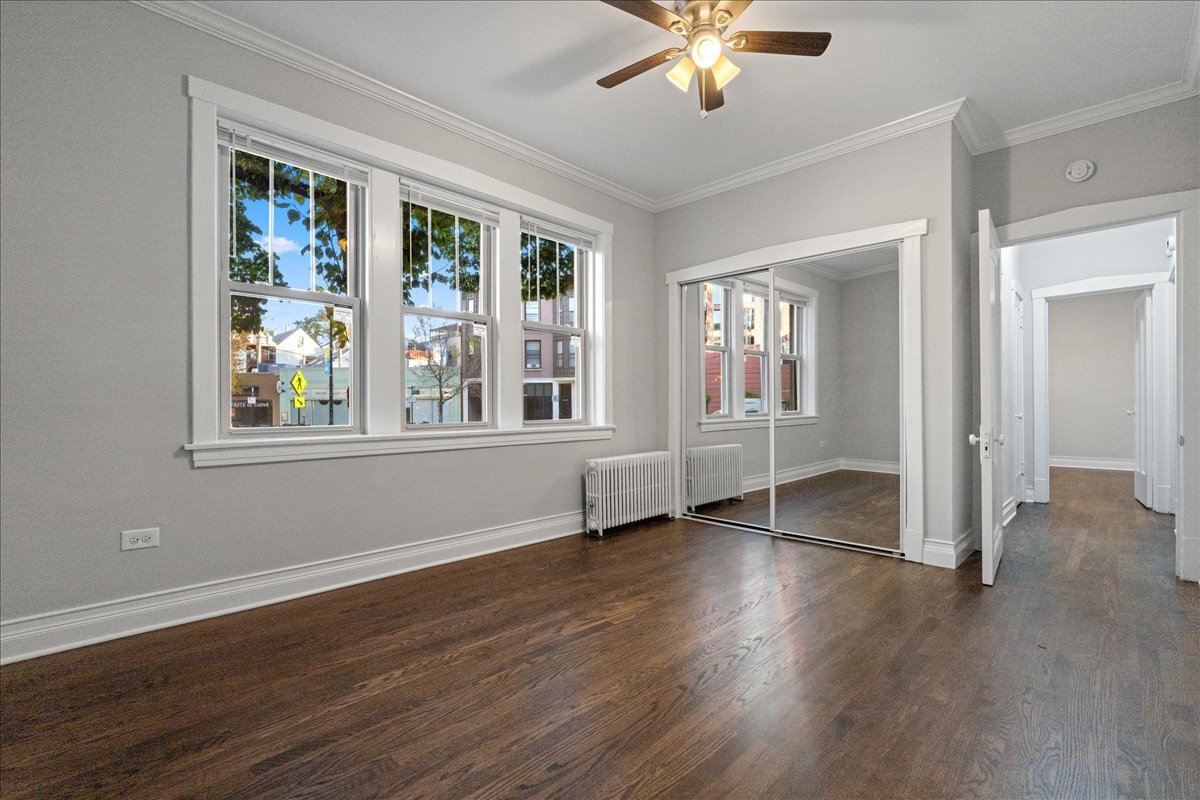 905 W Altgeld Street 1B