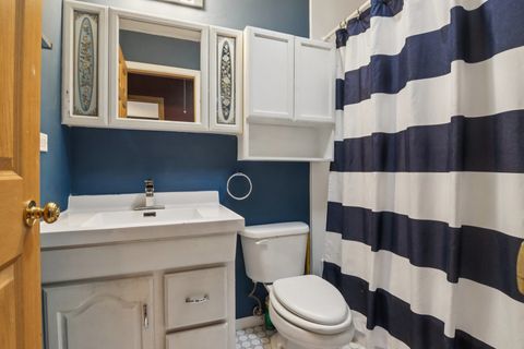 Tiny photo for 225 Foxhead Court #B, Bolingbrook, IL 60440 (MLS # 12612396)