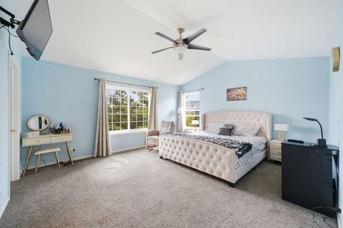 Tiny photo for 2021 CYPRESS Court, Glendale Heights, IL 60139 (MLS # 12602093)