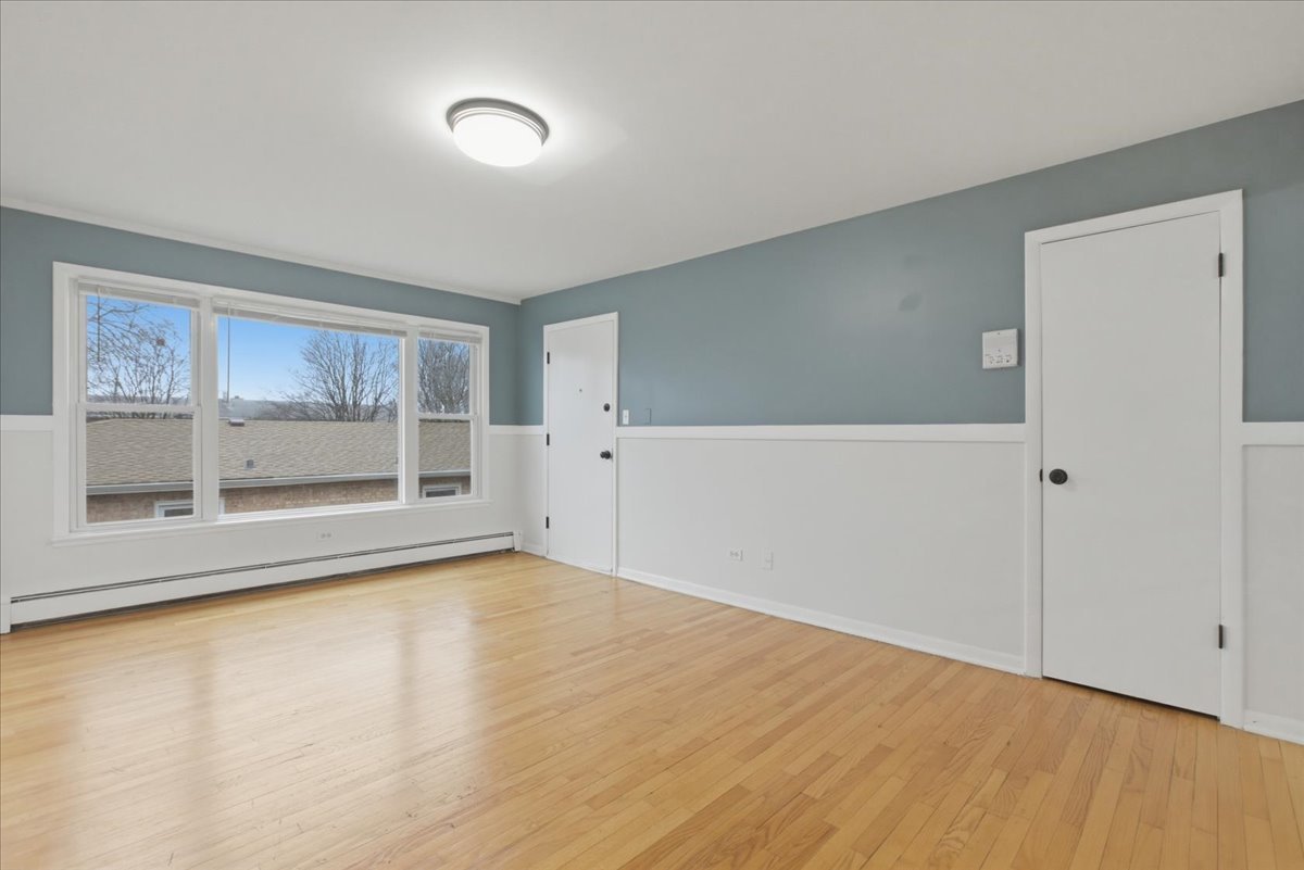 8921 S Cottage Grove Avenue 3E
