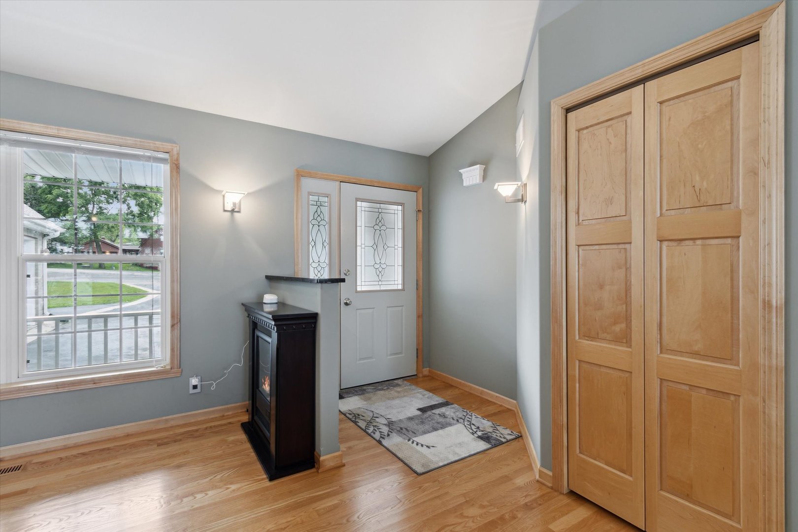 1922 Dawn Point