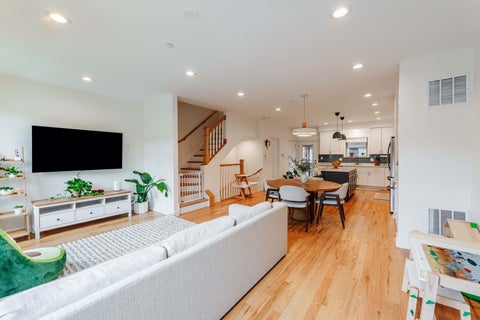 Tiny photo for 3239 S Stewart Avenue, Chicago, IL 60616 (MLS # 12768077)
