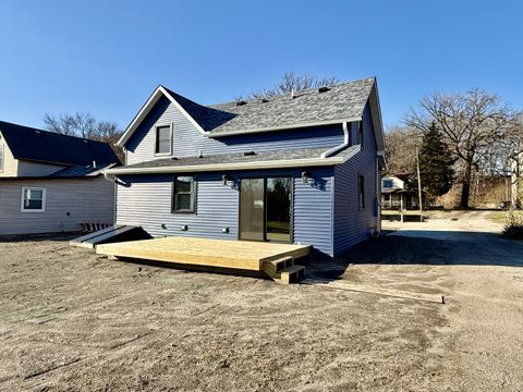 Tiny photo for 331 W Lincoln Street, Utica, IL 61373 (MLS # 12595752)