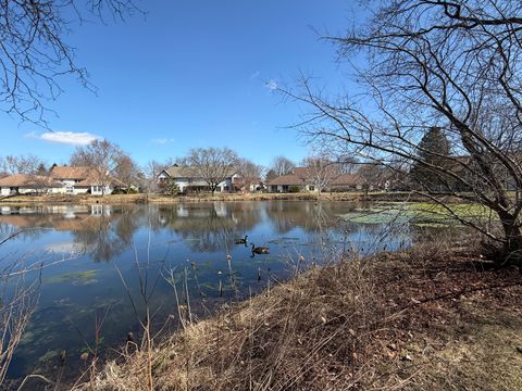 Tiny photo for 790 Regina Court #790, Woodstock, IL 60098 (MLS # 12589512)