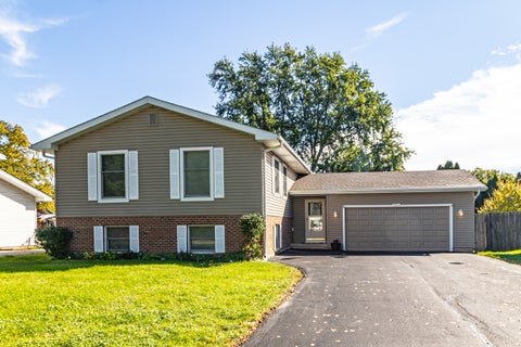 103 Hickory Drive, Lindenhurst, IL 60046 - #: 12775581