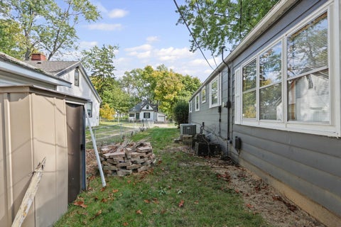 Tiny photo for 801 N Busey Avenue, Urbana, IL 61801 (MLS # 12782594)