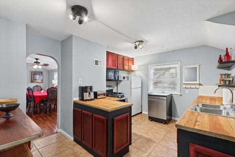 Tiny photo for 801 N Busey Avenue, Urbana, IL 61801 (MLS # 12782594)