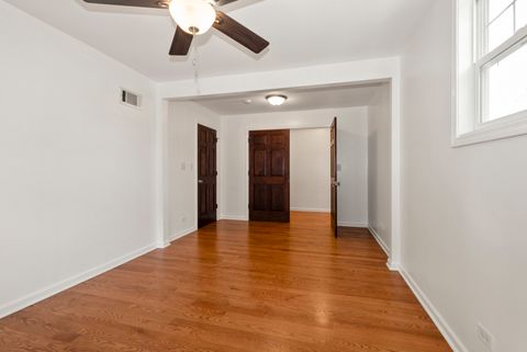 Tiny photo for 13942 Long Avenue, Crestwood, IL 60418 (MLS # 12482562)