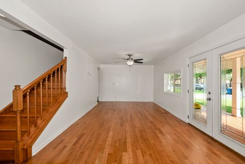 Tiny photo for 13942 Long Avenue, Crestwood, IL 60418 (MLS # 12482562)