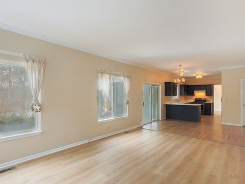 Tiny photo for 1008 Victoria Drive, Fox River Grove, IL 60021 (MLS # 12562658)