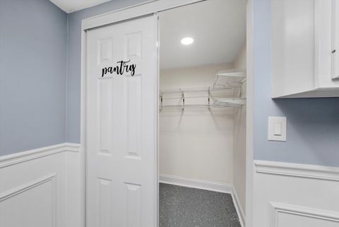 Tiny photo for 6201 S MEADE Avenue, Chicago, IL 60638 (MLS # 12510783)